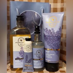 NEW B&BW Gift Bag Set Lavender & Vanilla Essential Oils 4 pc body care/sleep set